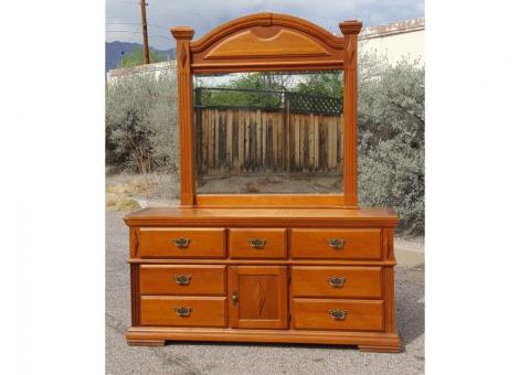 7 Drawer Dresser w/ Mirror Southwestern